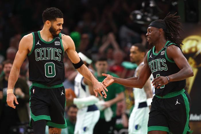 nba竞猜官方网站-凯尔特人豪签霍勒迪三年